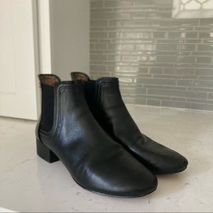 Louise et Cie black leather ankle bootie